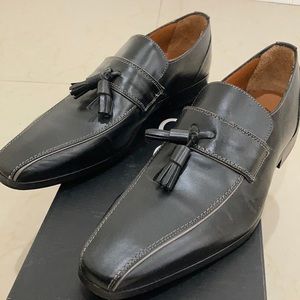 Also shoes brand new size 10